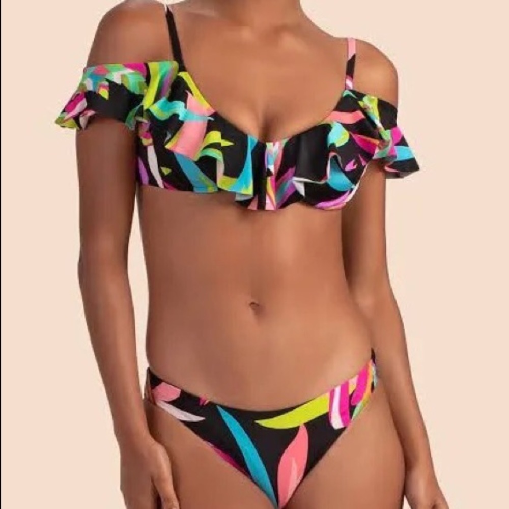 Trina Turk Swimsuit 8